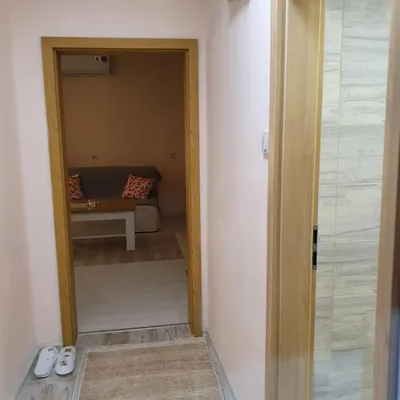 Malavi Center Deluxe Ruse! Comfort&clean! Апартамент *