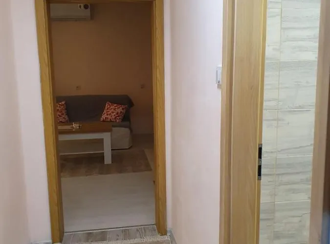 Malavi Center Deluxe Ruse! Comfort&clean! Апартаменты *