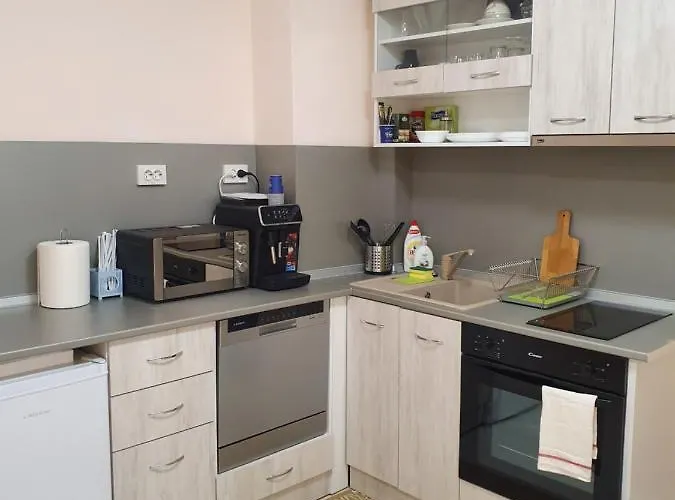 Malavi Center Deluxe Ruse! Comfort&clean! *