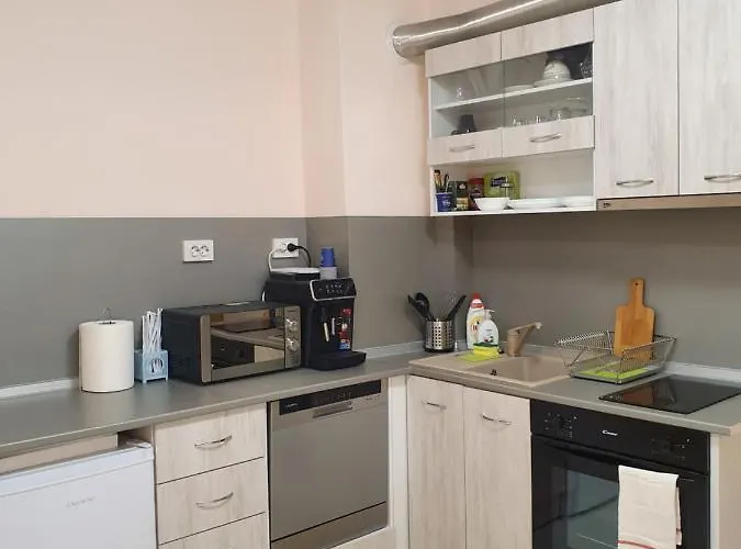 Malavi Center Deluxe Ruse! Comfort&clean! ルセ